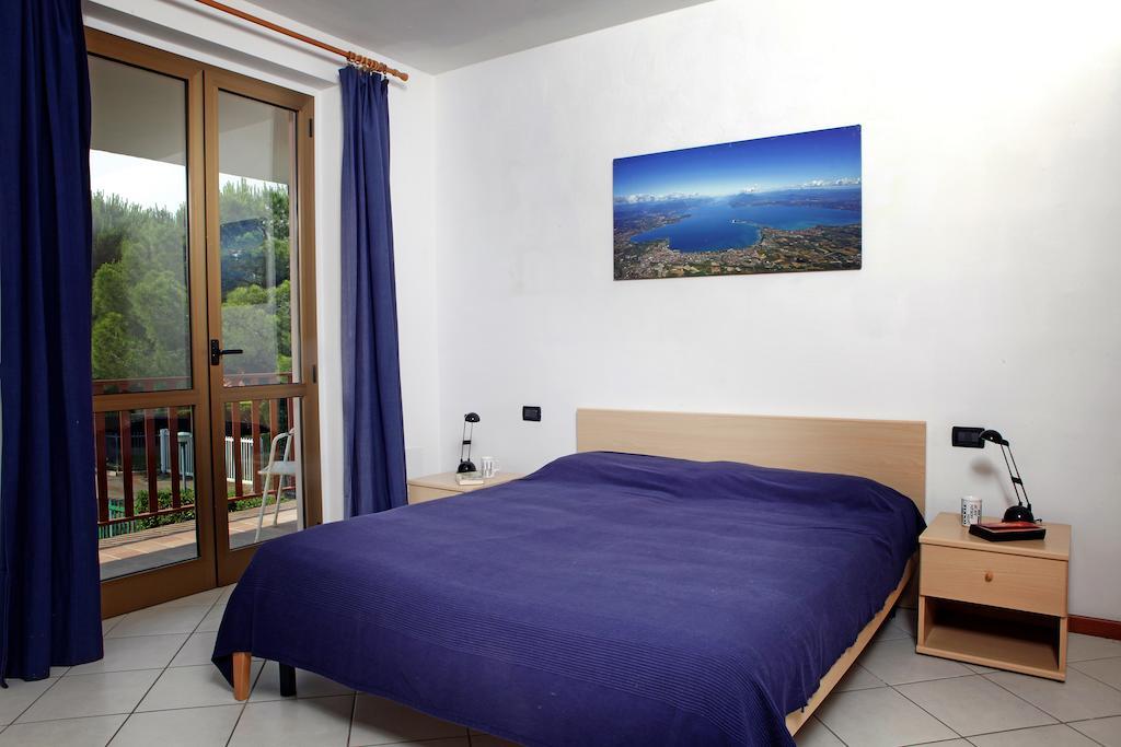 Camping Garden Tourist Manerba del Garda Bilik gambar